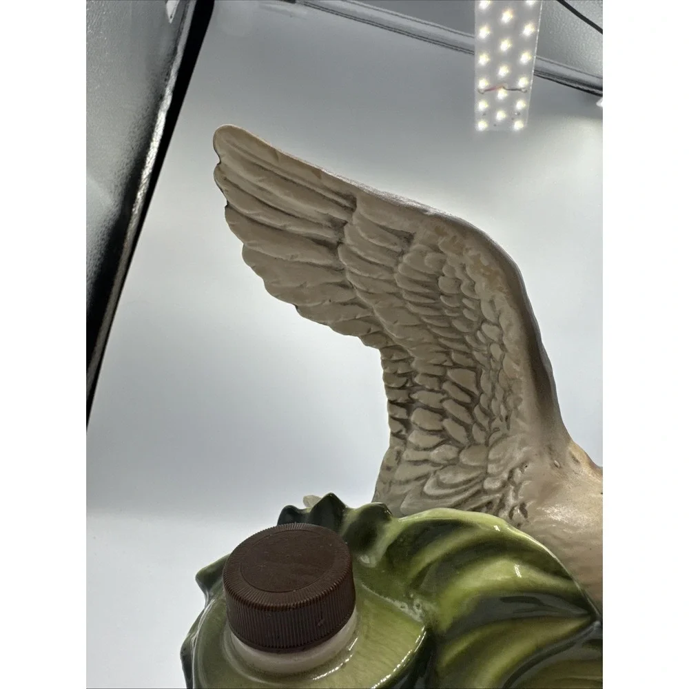 Ducks Unlimited Jim Beam Decanter 1981 Empty Green‎ Winged & Teal Base